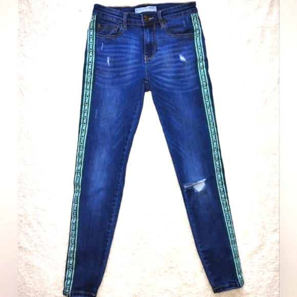 Skinny Distressed Blue Jeans - Stradivarius Slim Fit Size 4 - Picture 1 of 7